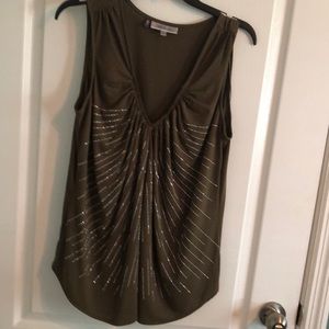 Beautiful v neck accent with silver beads